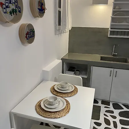 Angie's Apartmán Páros