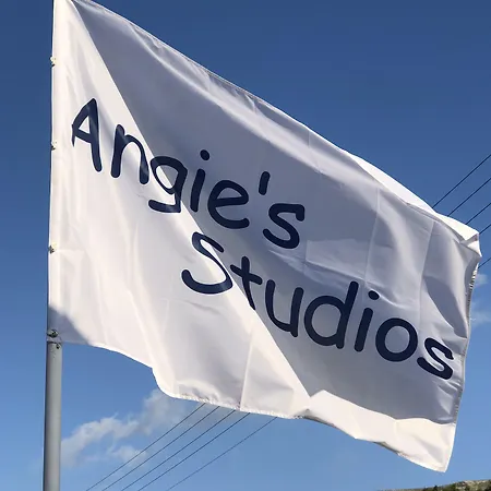 דירה Angie's