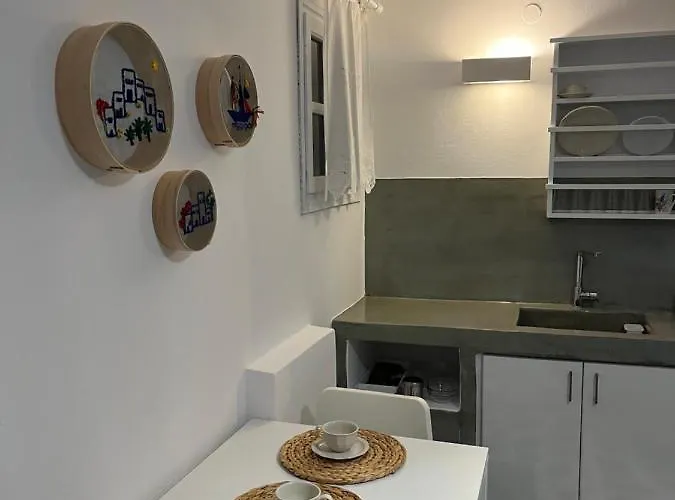 Angie's Parikia (Paros)